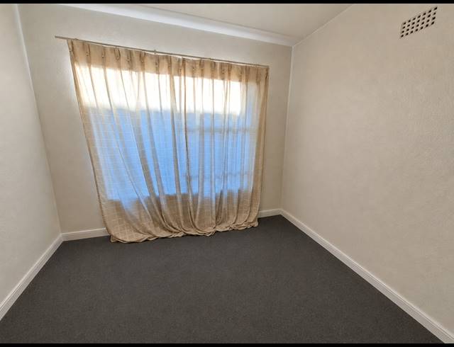 2 BEDROOM APARTMENT FOR SALE IN PEACEHAVEN